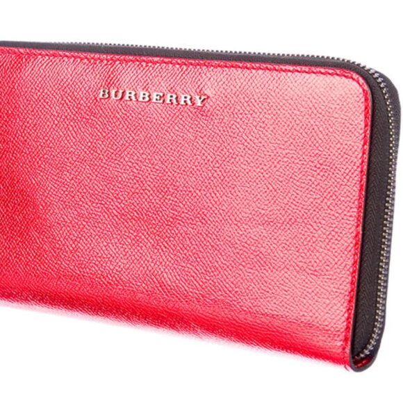Vintage BURBERRY Metallic red wallet with zip closure Y2K - Picture 10 of 16